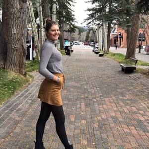 Meet your Posher, Laura